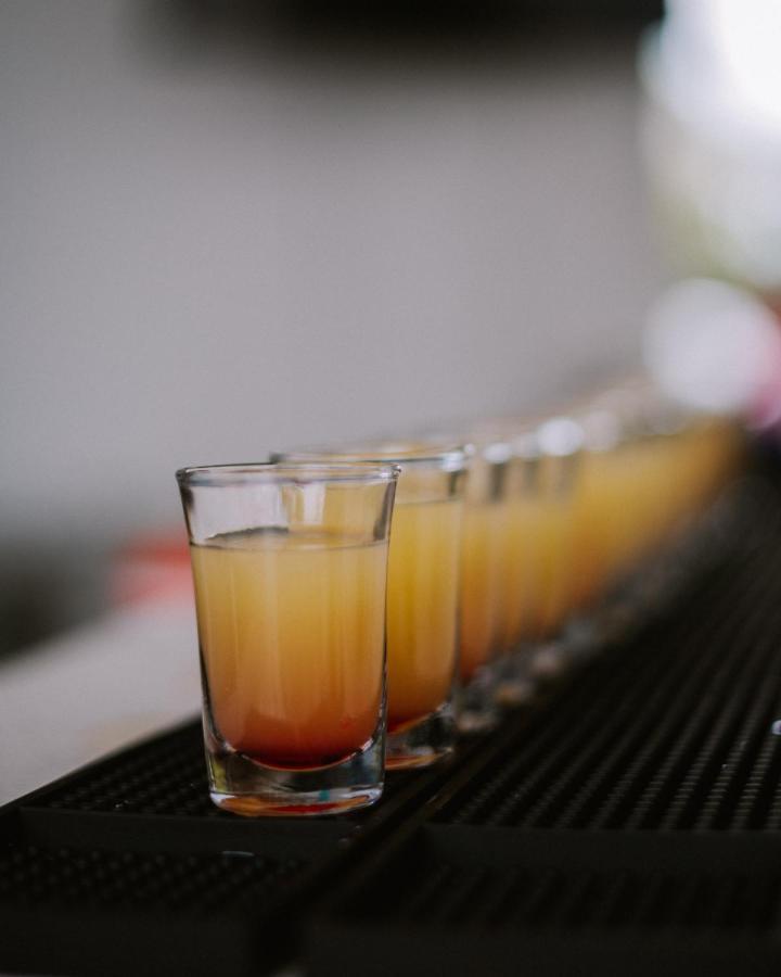 Mad Monkey Kuta Lombok छात्रावास *